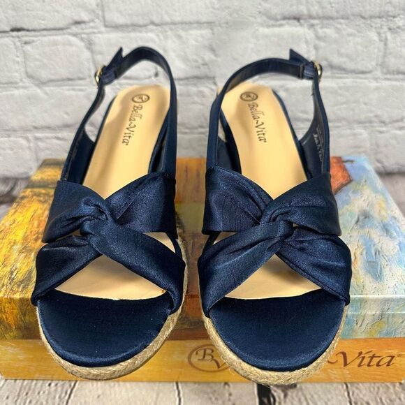Bella Vita Women’s Kimora Wedge Espadrille Sandals Navy Thai Silk 10M NEW - Picture 2 of 13